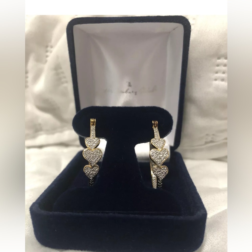 Danbury Mint Three Heart Earrings 14k Gold And Diamond new in box